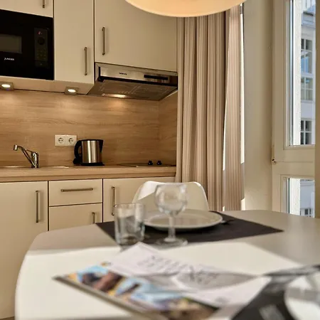 Apartment Komfortables Mit Balkon In *